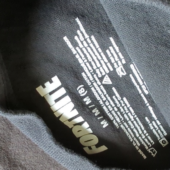 Boys T-shirt bundle - Picture 8 of 15